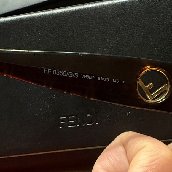 Fendi Tortoise Shell Sunglasses - Picture 4 of 5